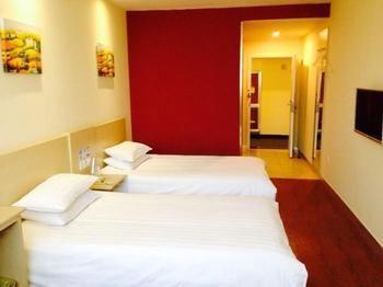 Hanting Hotel Huzhou South Street Exterior photo